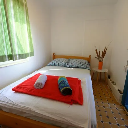 Hostel Danube Delta & *